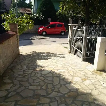 Apartment Traumurlaub In Einer In Strandnaehe By Interhome *