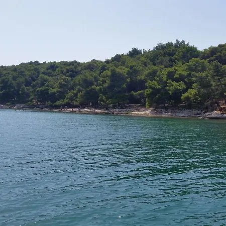 Traumurlaub In Einer In Strandnaehe By Interhome Apartment Banjole