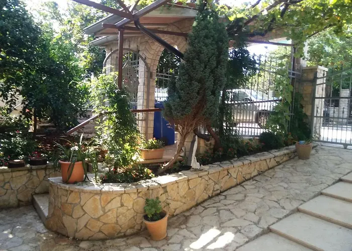 Traumurlaub In Einer In Strandnaehe By Interhome Banjole