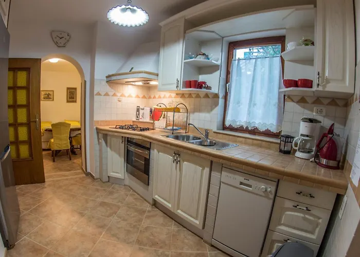 Traumurlaub In Einer In Strandnaehe By Interhome * Banjole