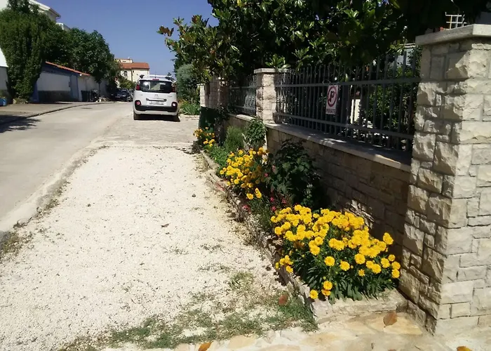 Traumurlaub In Einer In Strandnaehe By Interhome *