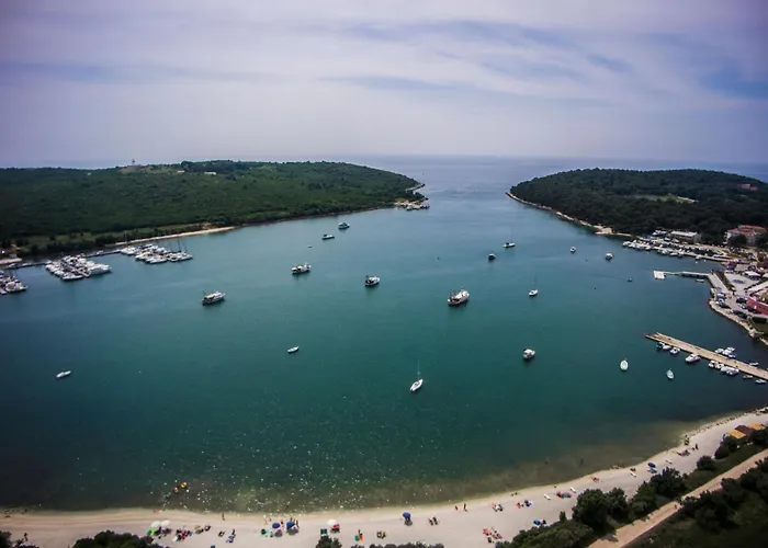 Traumurlaub In Einer In Strandnaehe By Interhome *